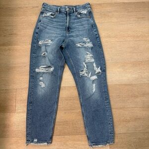American Eagle Outfitters Light Blue Distressed Curvy Mom Stretch Jeans - 8